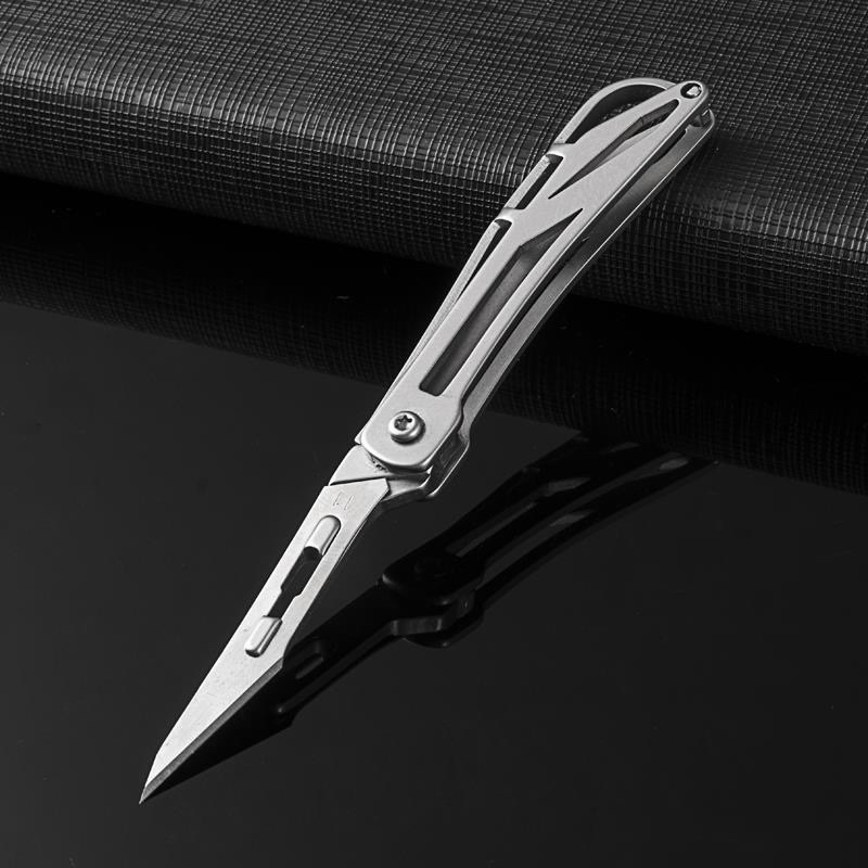Steel Utility Knife – SharpFlex with Pocket EDC with Replaceable No. 11 Surgical Blade detail image - detail view 8