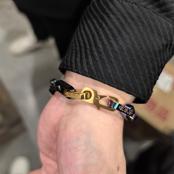 Titanium Bracelet – FloraLink Chains Unisex Modern Steel with Daisy Pattern Engraving detail image - detail view 7
