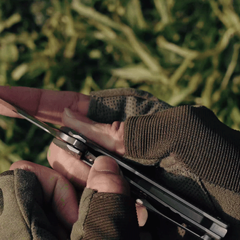 Titanium EDC Knife – Shadow Blade with M390 Steel Blade with Precision Engineering detail image - detail view 14
