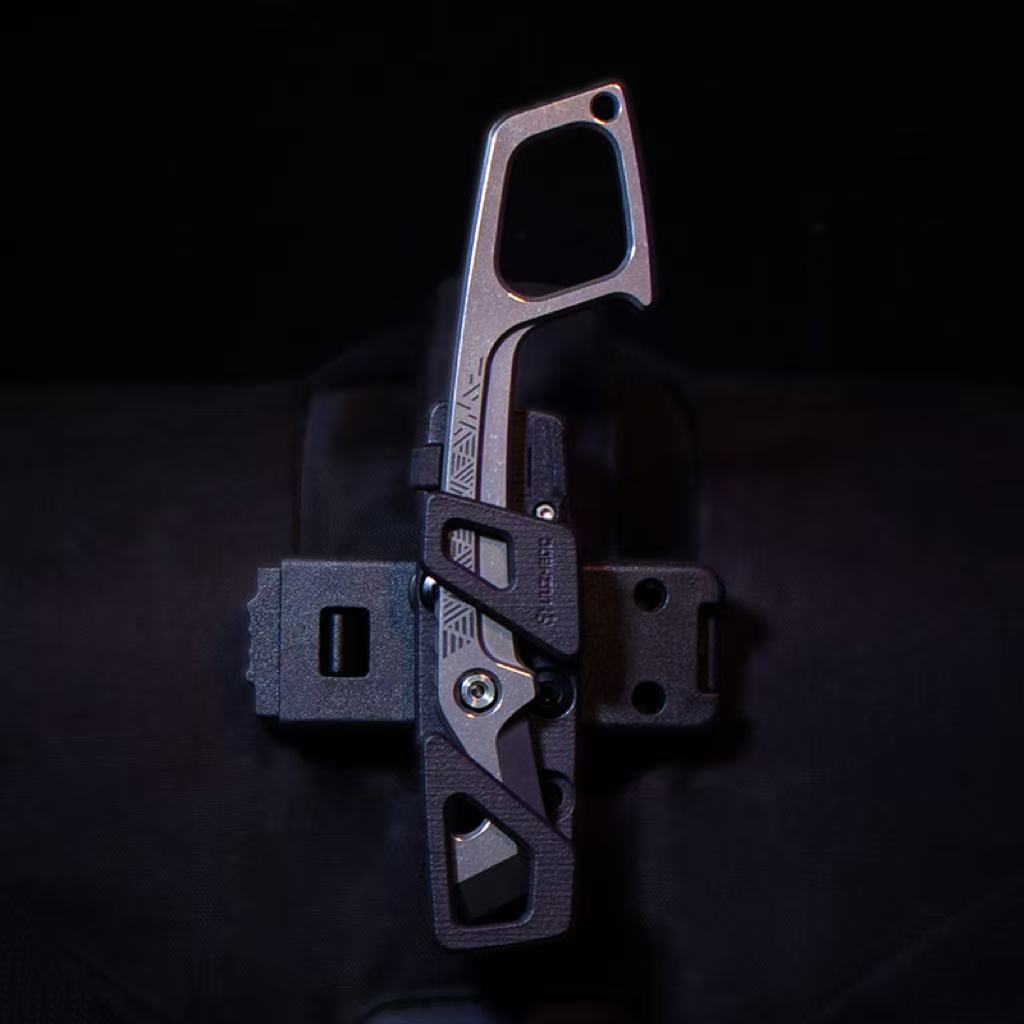Titanium EDC Multi-Tool – Ironclad Pry - Bar with TC21 Alloy 7mm Thick product image