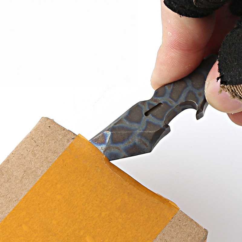 Titanium EDC Pry Bar – Mini with Multi-Function Tool Bottle Opener & Self-Defense Carry detail image - detail view 5