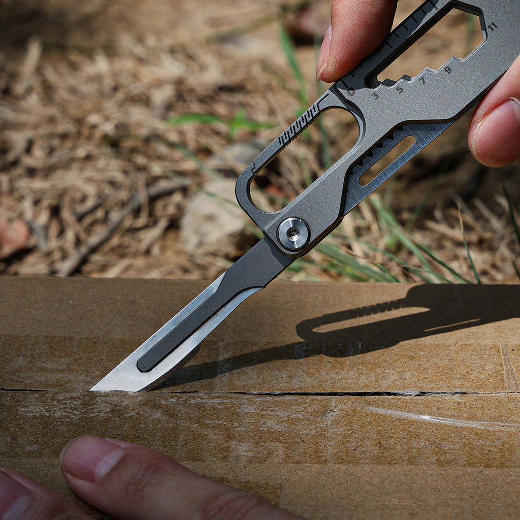 Titanium EDC Pry Bar – Multi-Tool Multi-Tool 10-in-1 Survival Tool Keychain Tool Camping detail image - detail view 5
