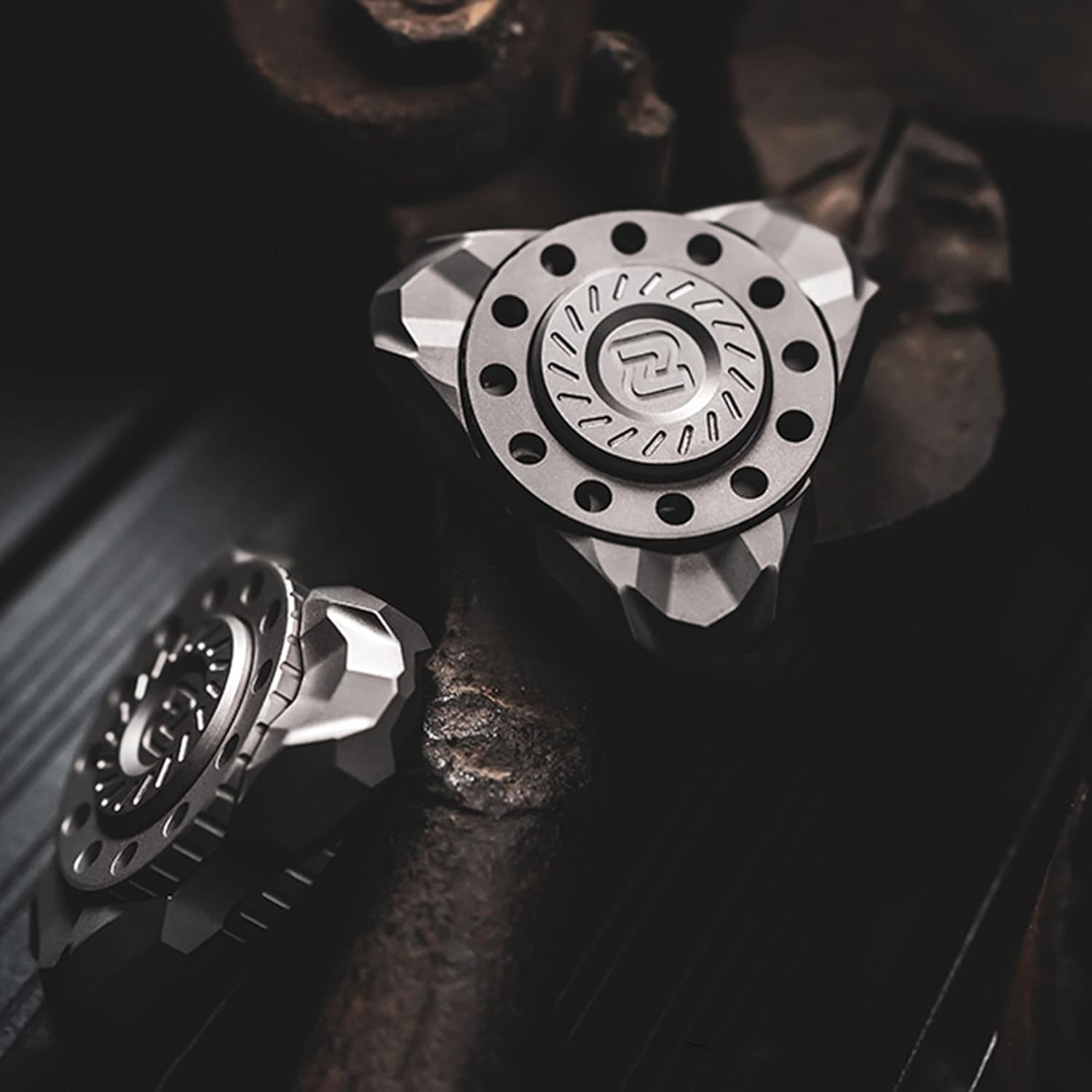 Titanium Fidget Spinner – Melody Twister with Dual-Axis Design detail image - detail view 6