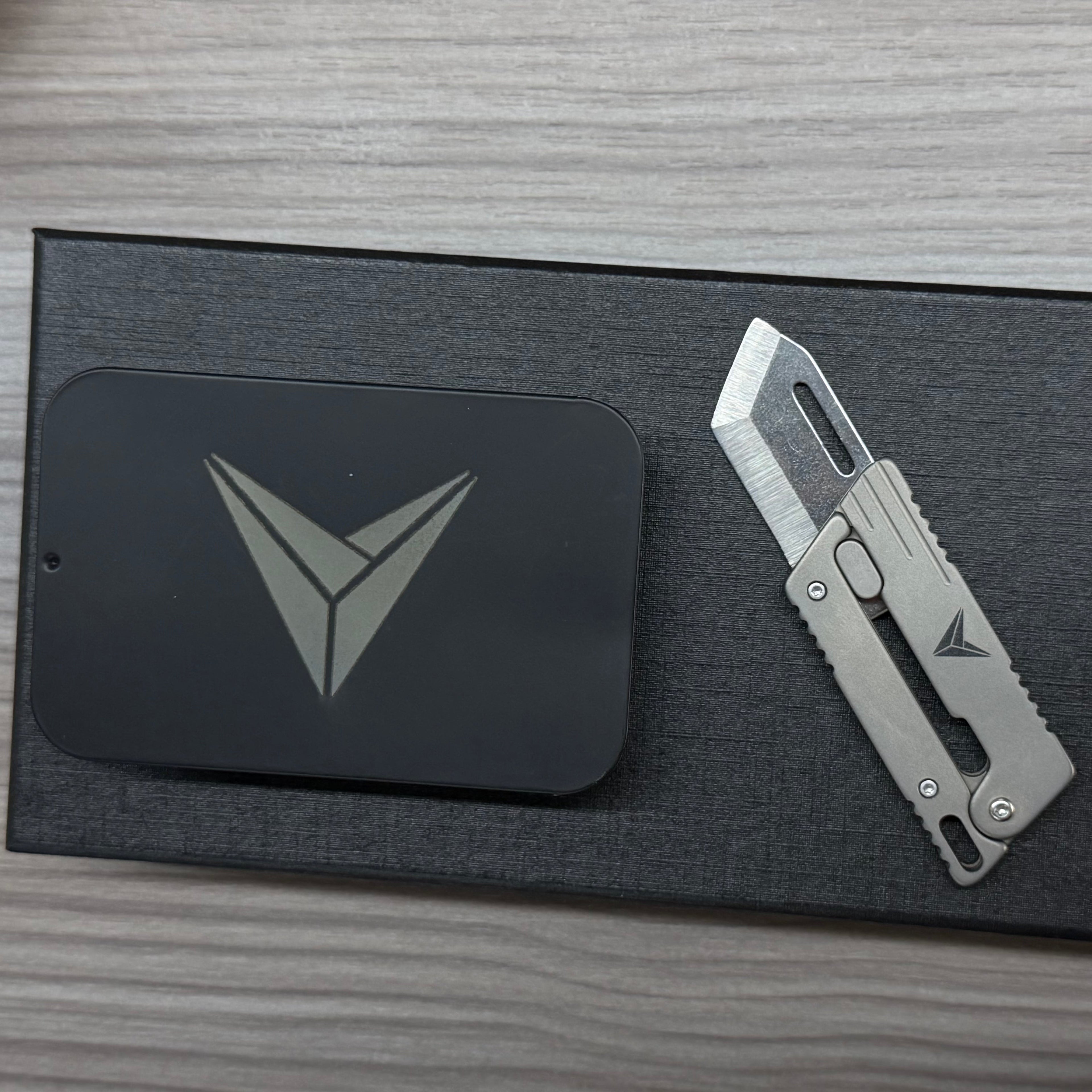 Titanium Fidget Toy – VOLOS Flick Ninja Gravity Knife with Alloy EDC Blade detail image - detail view 9