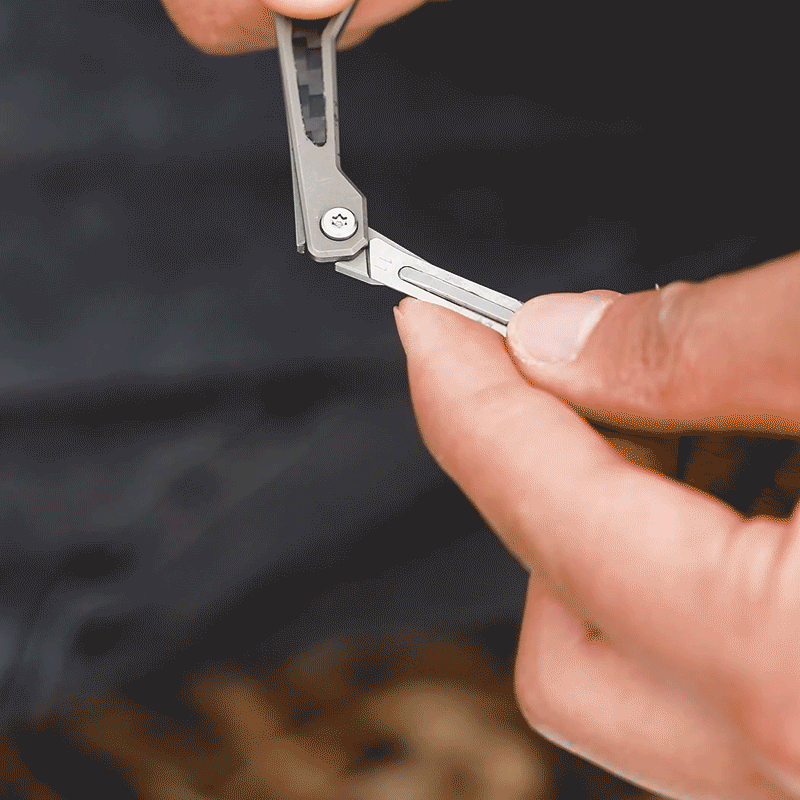 Titanium Folding Knife – WaspArmor Blade Micro Scalpel with Surgical Blade EDC Keychain detail image - detail view 15