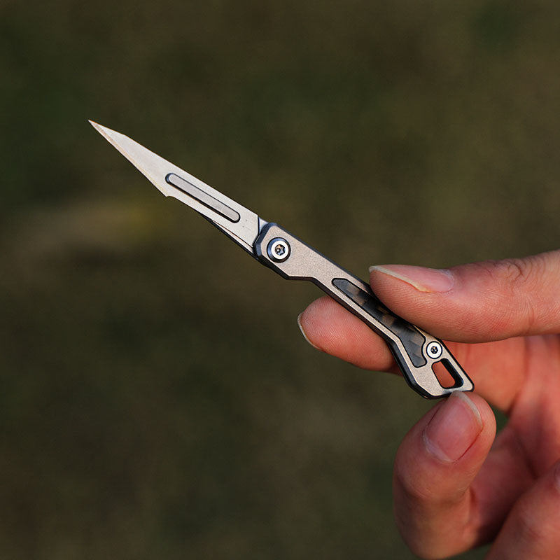 Titanium Folding Knife – WaspArmor Blade Micro Scalpel with Surgical Blade EDC Keychain detail image - detail view 3