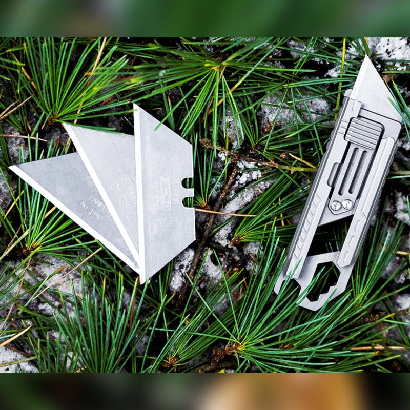 Titanium Utility Knife – SliceCard with Credit Card Size 9-in-1 EDC Multitool detail image - detail view 8