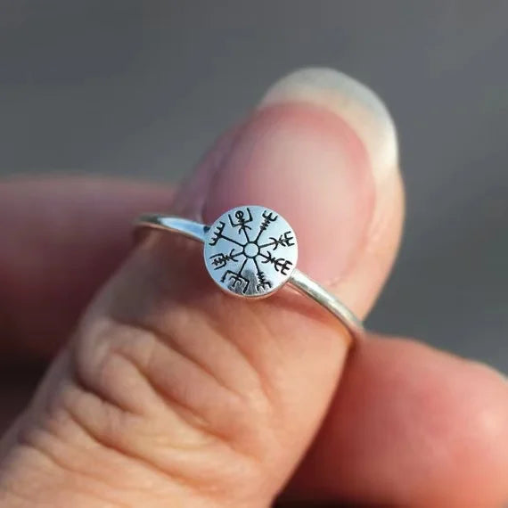 Vegvisir Compass Ring – Viking with Norse Rune Gothic Punk Statement detail image - detail view 4