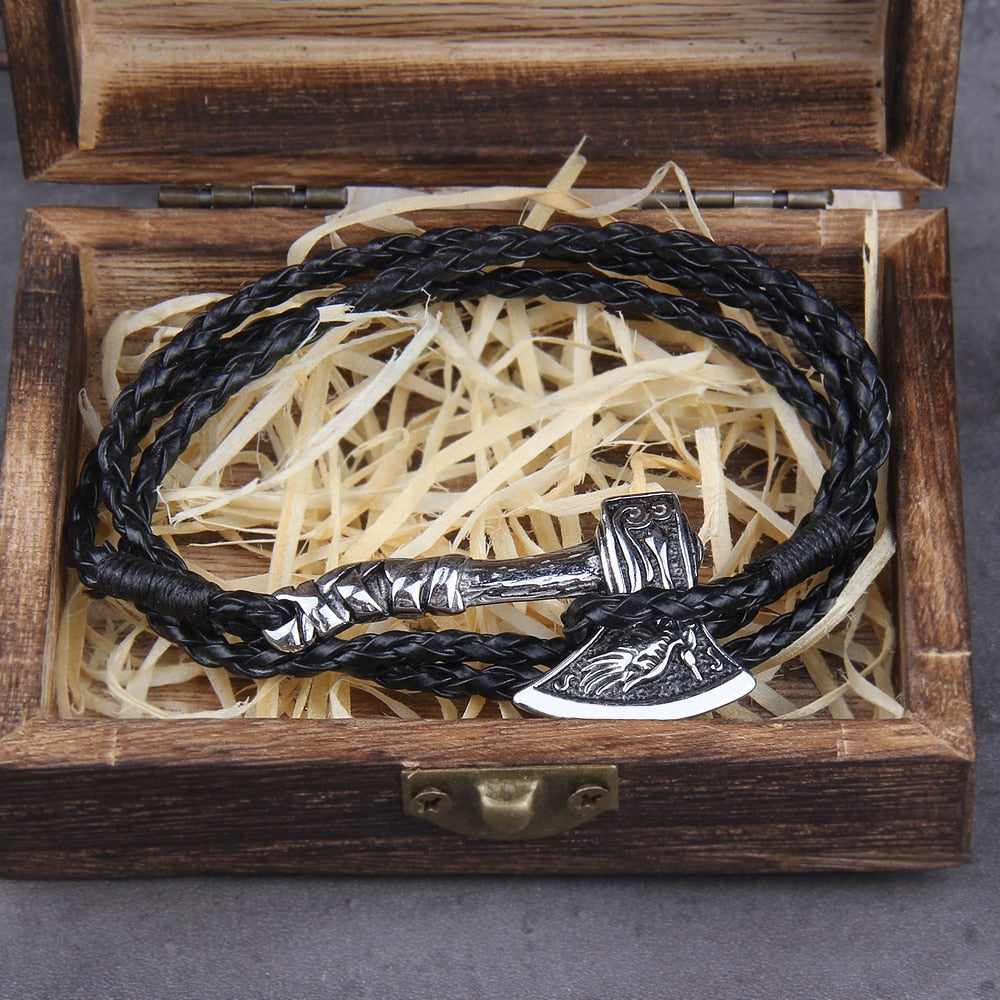 Viking Axe Bracelet – Leather with Combat Valknut Nordic Amulet Multilayer Bangle detail image