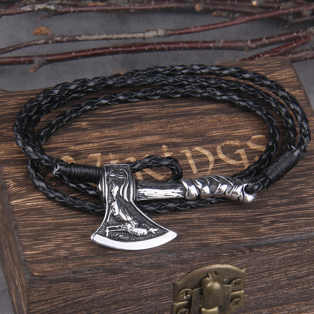 Viking Axe Bracelet – Leather with Combat Valknut Nordic Amulet Multilayer Bangle detail image - detail view 4
