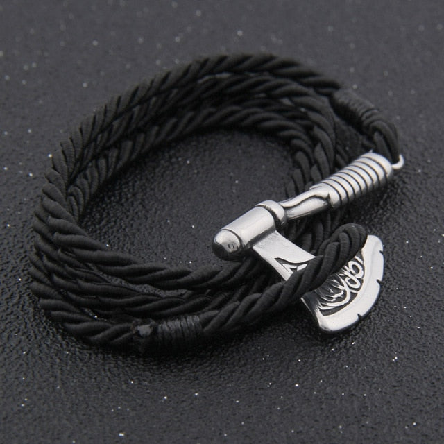 Viking Axe Bracelet – Leather with Combat Valknut Nordic Amulet Multilayer Bangle detail image - detail view 6