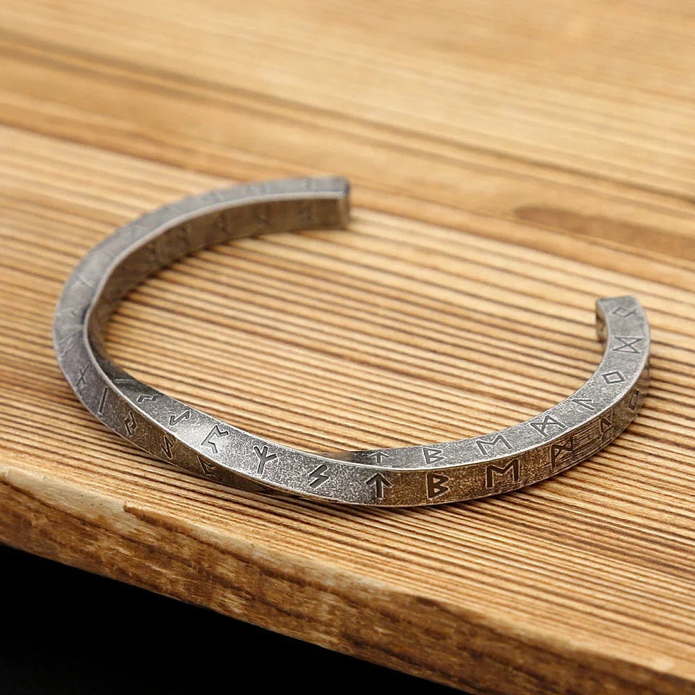 Viking Rune Bracelet – Nordic Bangle Gothic Punk Statement for Alternative Styling detail image - detail view 5