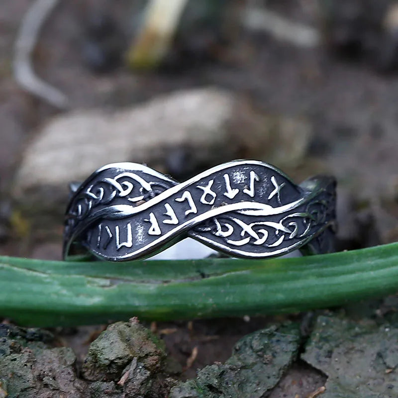 Viking Rune Ring – 316L Stainless Steel with Intertwined Odin Norse Gothic Band detail image - detail view 5